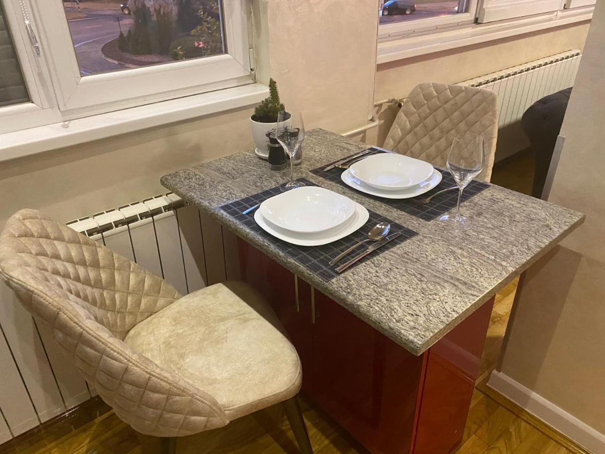 Apartman "Amy Delux" ゼニツァ エクステリア 写真