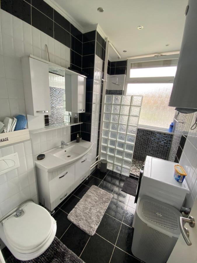 Apartman "Amy Delux" ゼニツァ エクステリア 写真